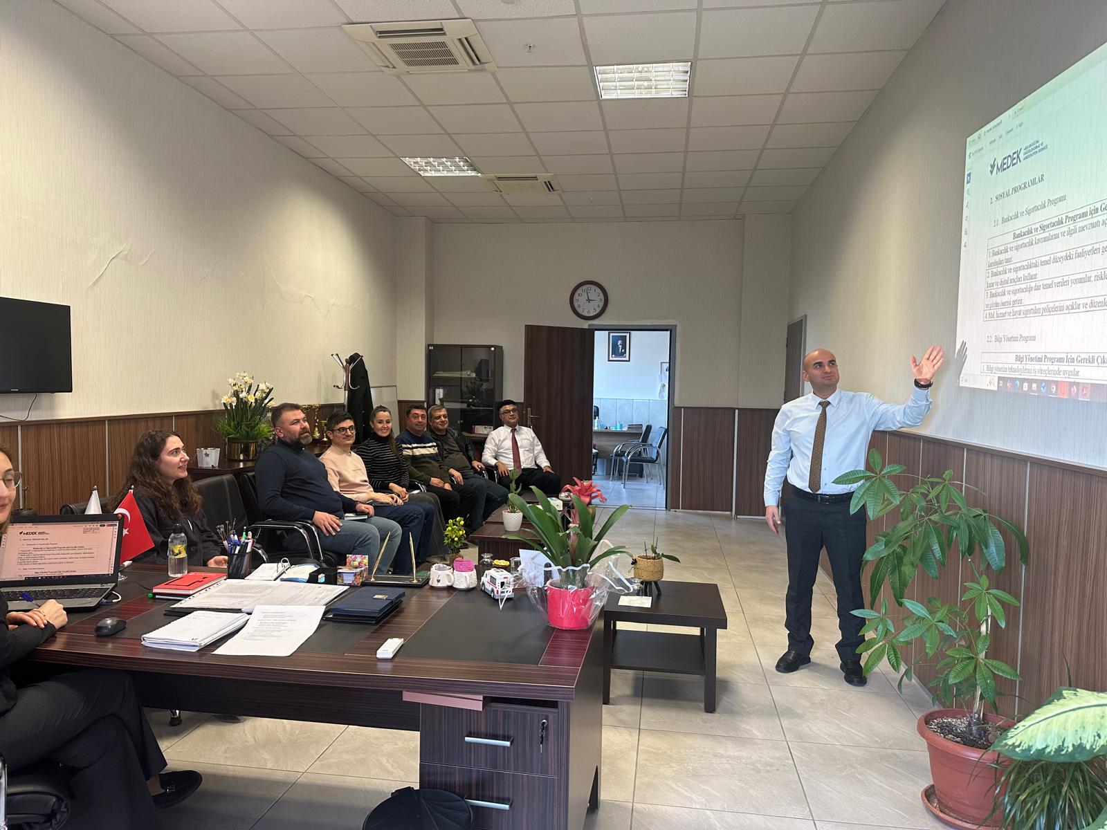 Sağlık Hizmetleri Meslek Yüksekokulu Yönetim Kurulu Toplantısı